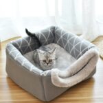 Pet Cat Bed Foldable Winter Soft Warm Tent Washable Puppy cat Sleeping Bag Basket Mat Cat Plaid House Kennel Cat Supplies